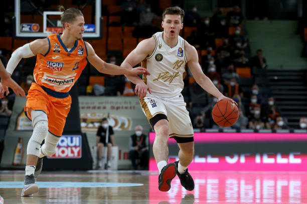 这一数据背 这一数据背