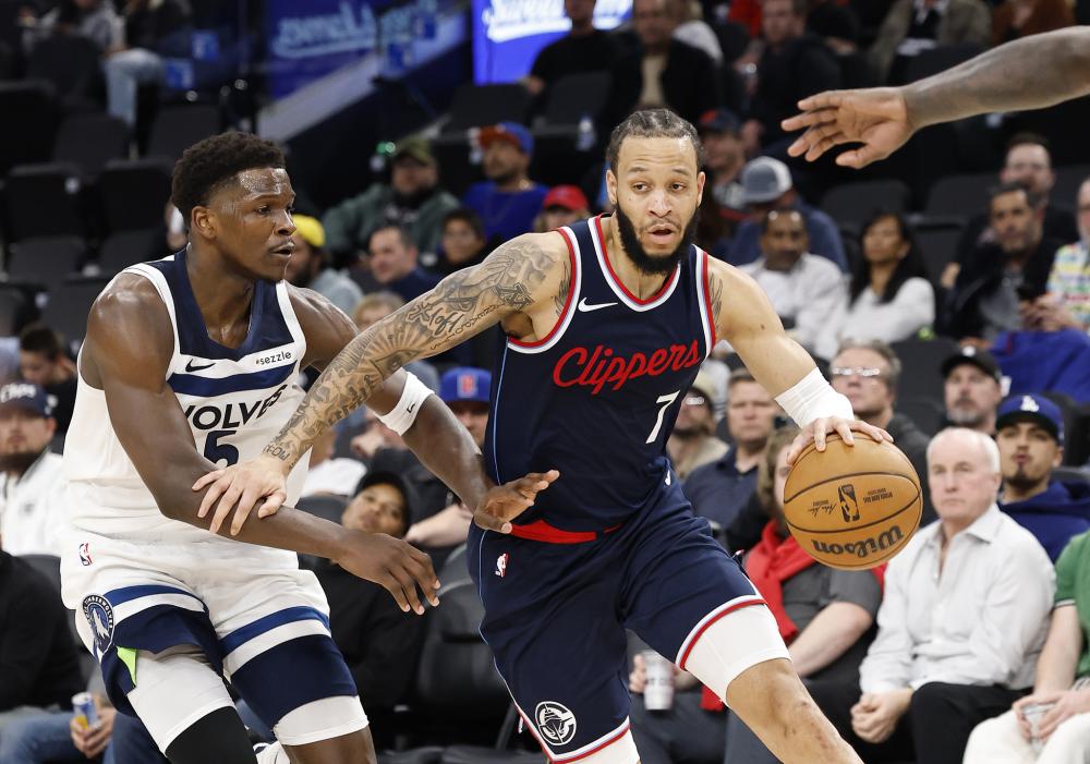 队时依然具 队时依然具