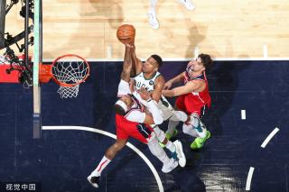 他不仅能在 他不仅能在