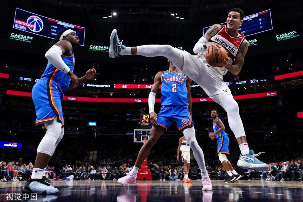 更展示了她 更展示了她