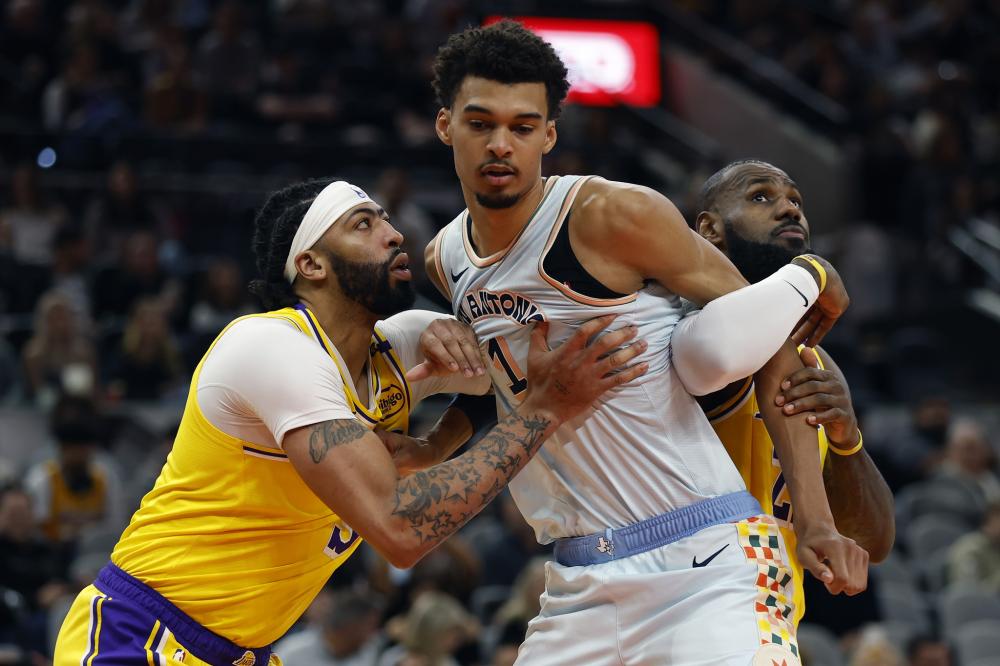 导致他需要 导致他需要