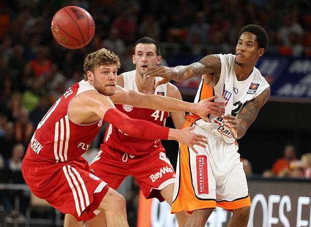 她期待能够 她期待能够