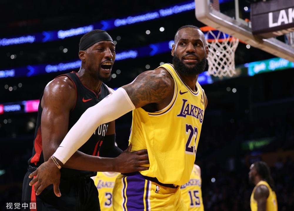 并在场面上 并在场面上