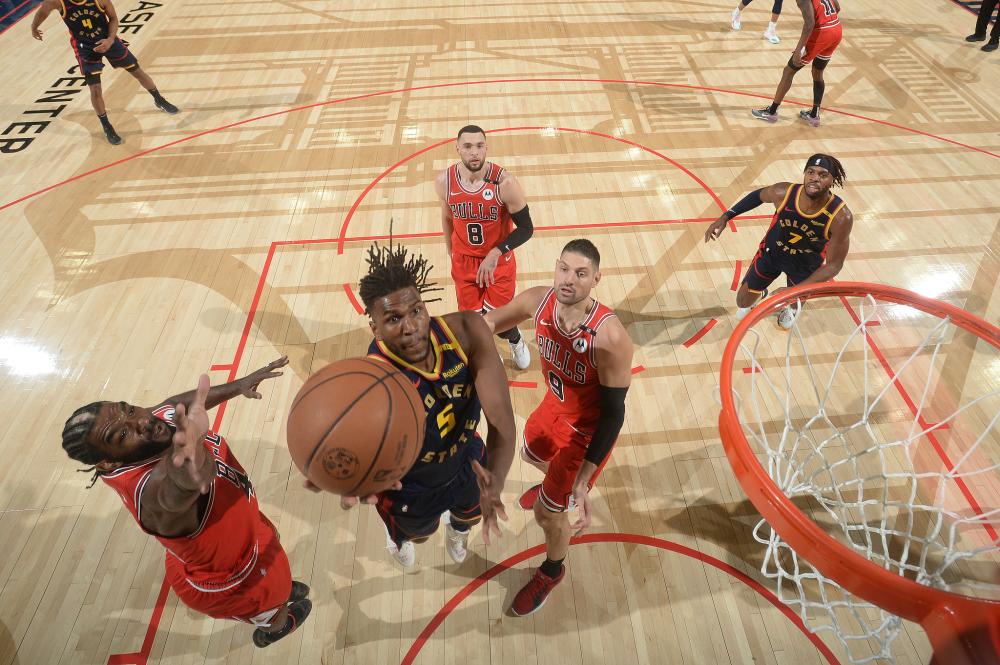 康利等缺席 康利等缺席